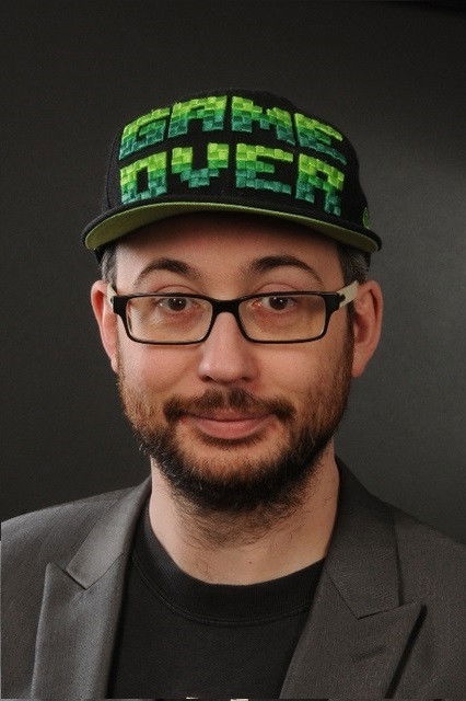 Ronan Letoqueux backdrop