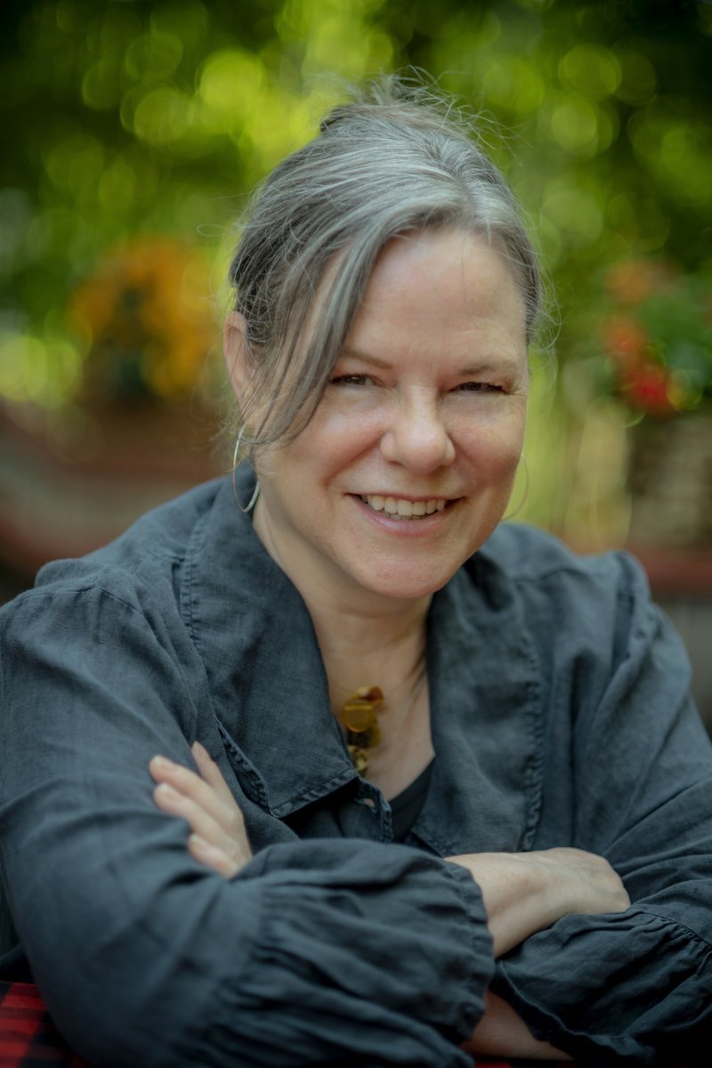 Sarah Conradt backdrop