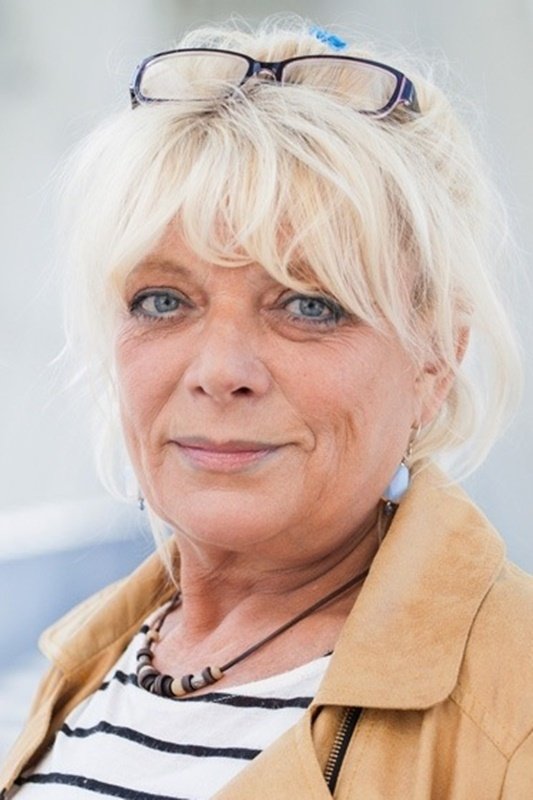 Dorota Stalińska backdrop