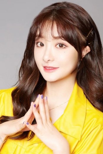 Hong Shan Shan backdrop