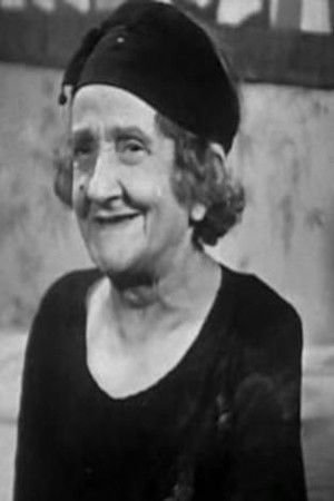 Amina Zehni backdrop