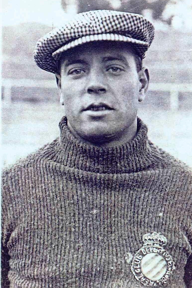 Ricardo Zamora backdrop