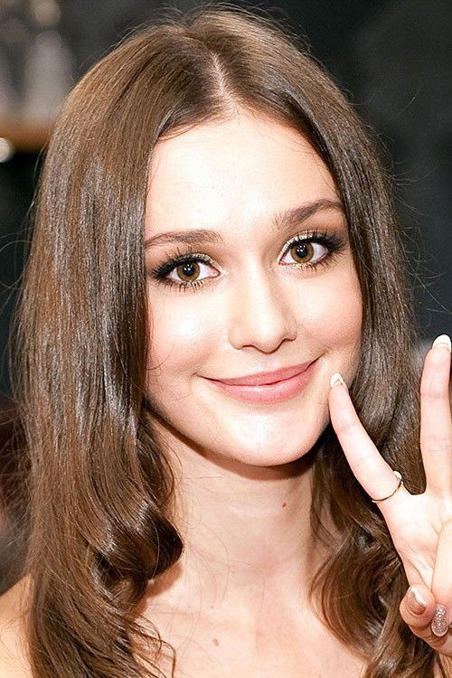 Larisa Bakurova backdrop