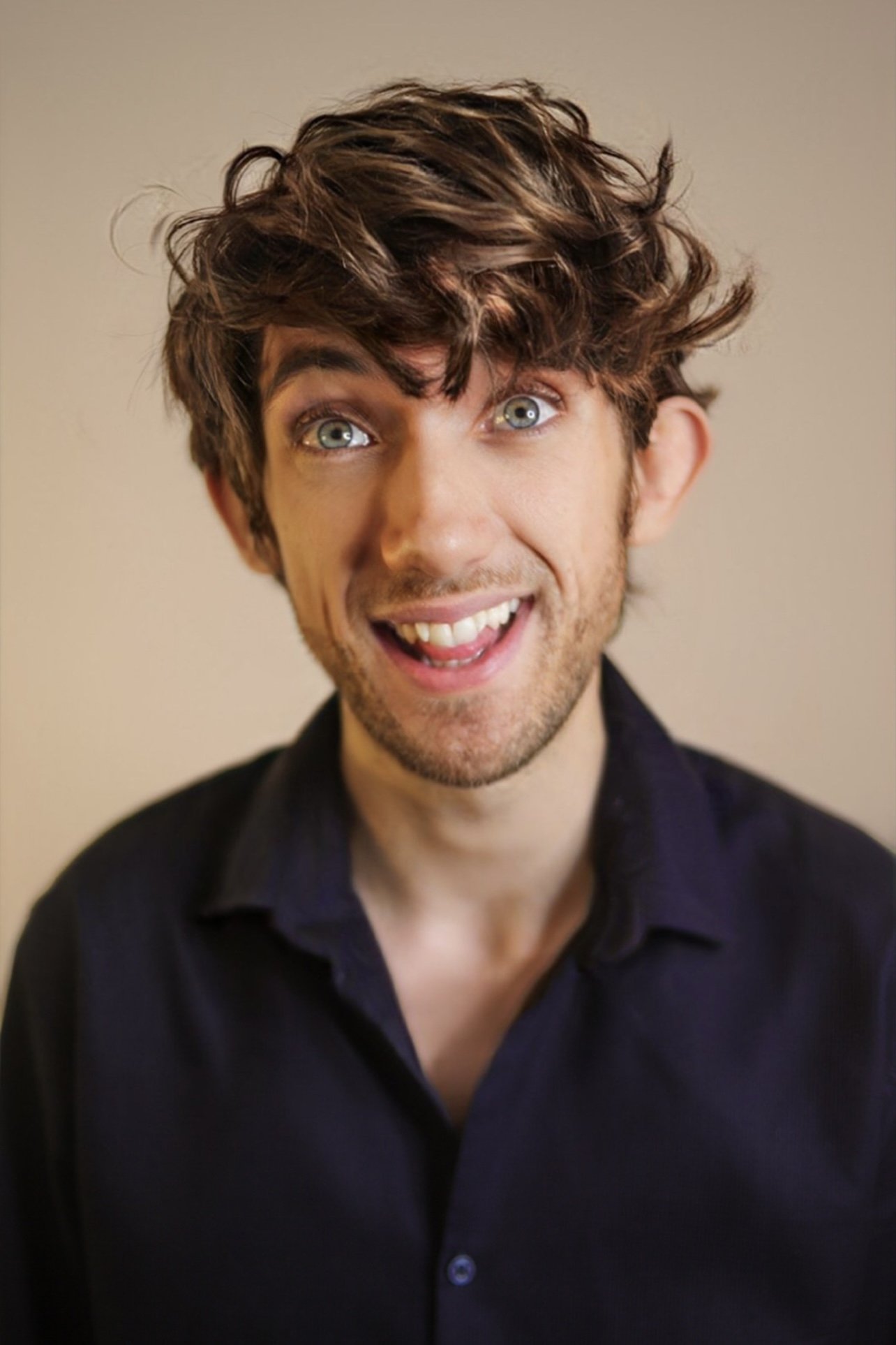 Ashleigh Reynolds backdrop