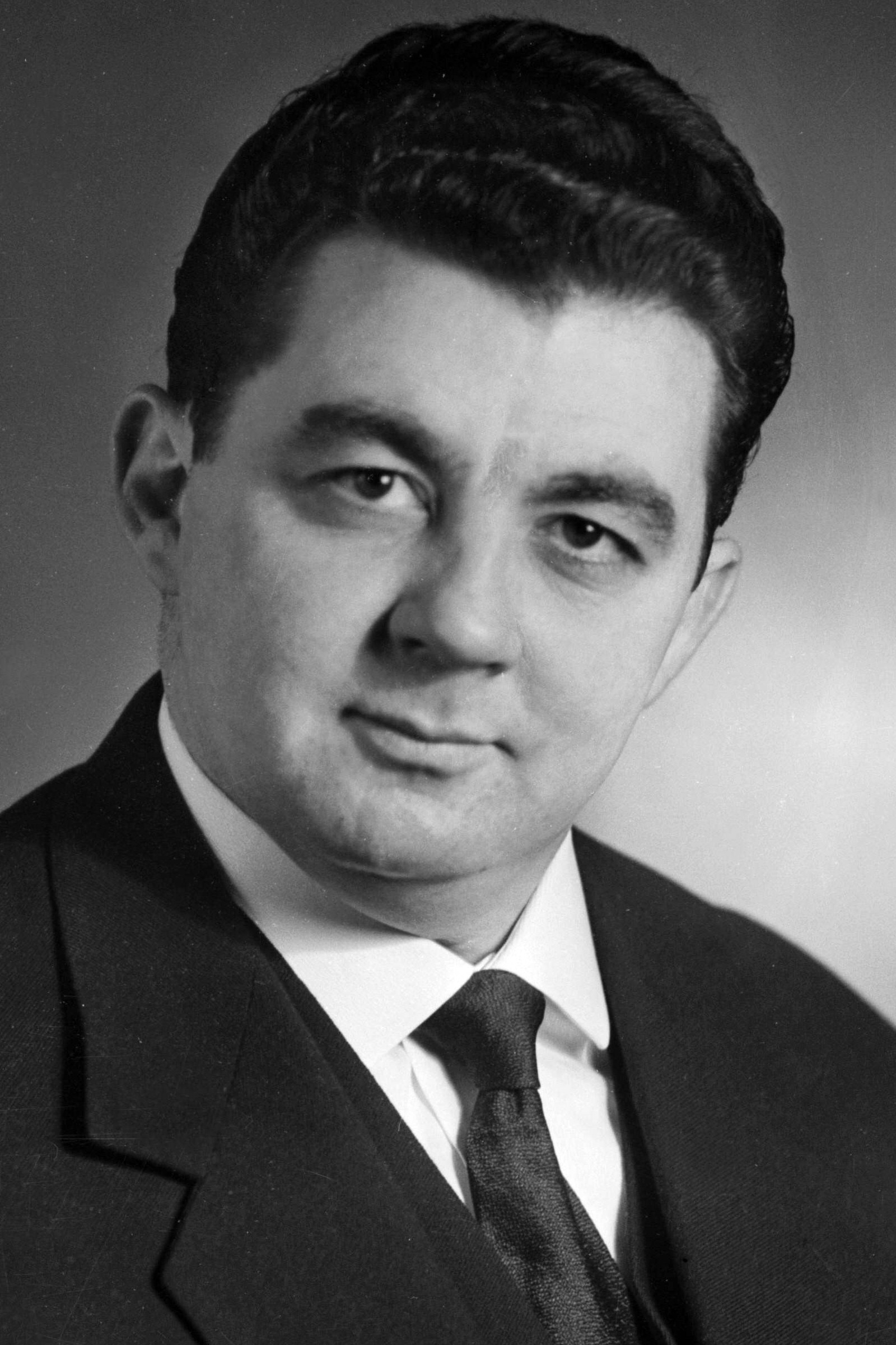 Albert Lance backdrop