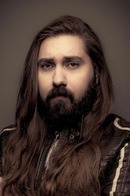 Chris Rörland backdrop