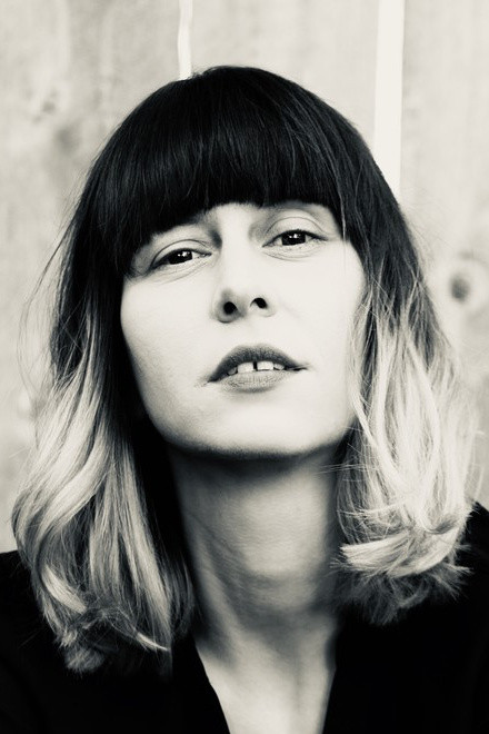 Daniela Repas backdrop