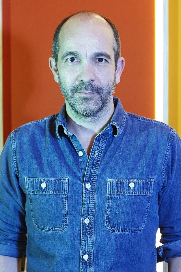 Étienne de Crécy backdrop