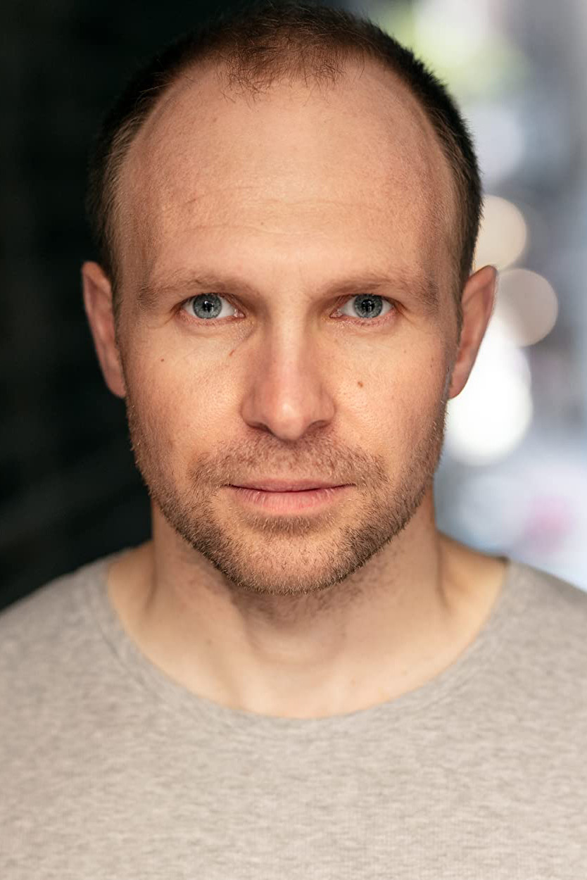 Dan Gaisford backdrop