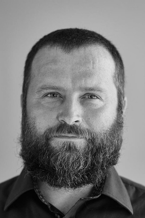 Tomáš Rafa backdrop