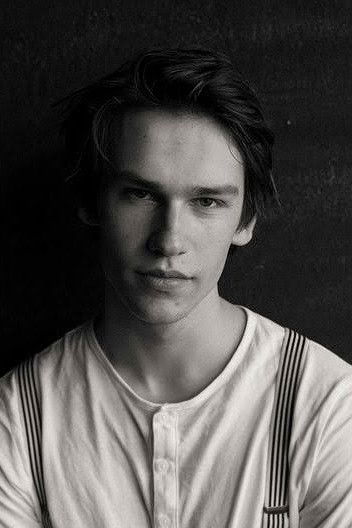 Alexandros Koutsoulis backdrop