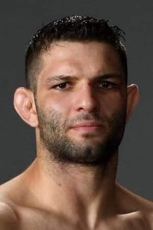 Thiago Moises backdrop