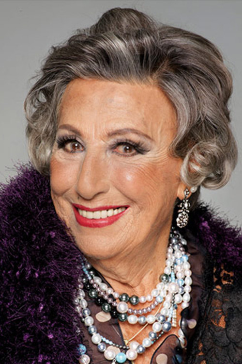 Müzeyyen Senar backdrop