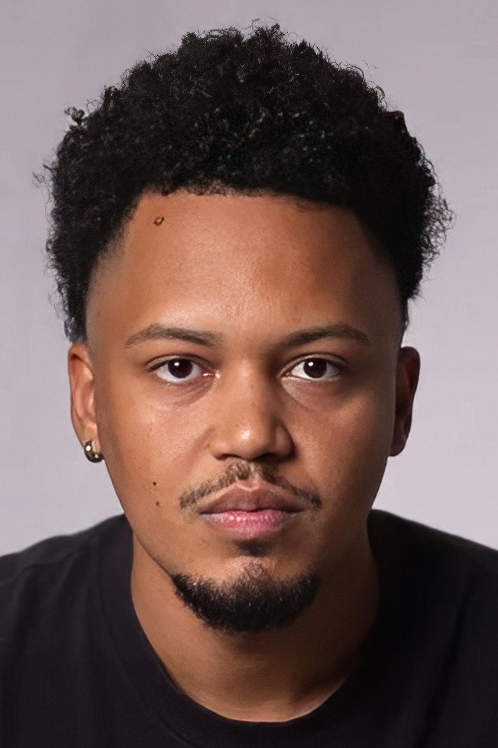 Lucas Limeira backdrop