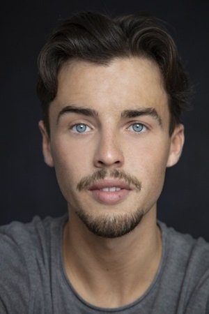 Adam Richardson backdrop