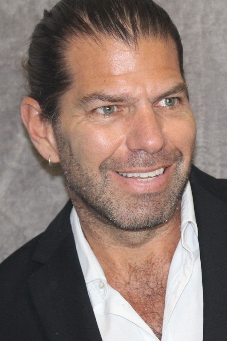 Roman Fiori backdrop