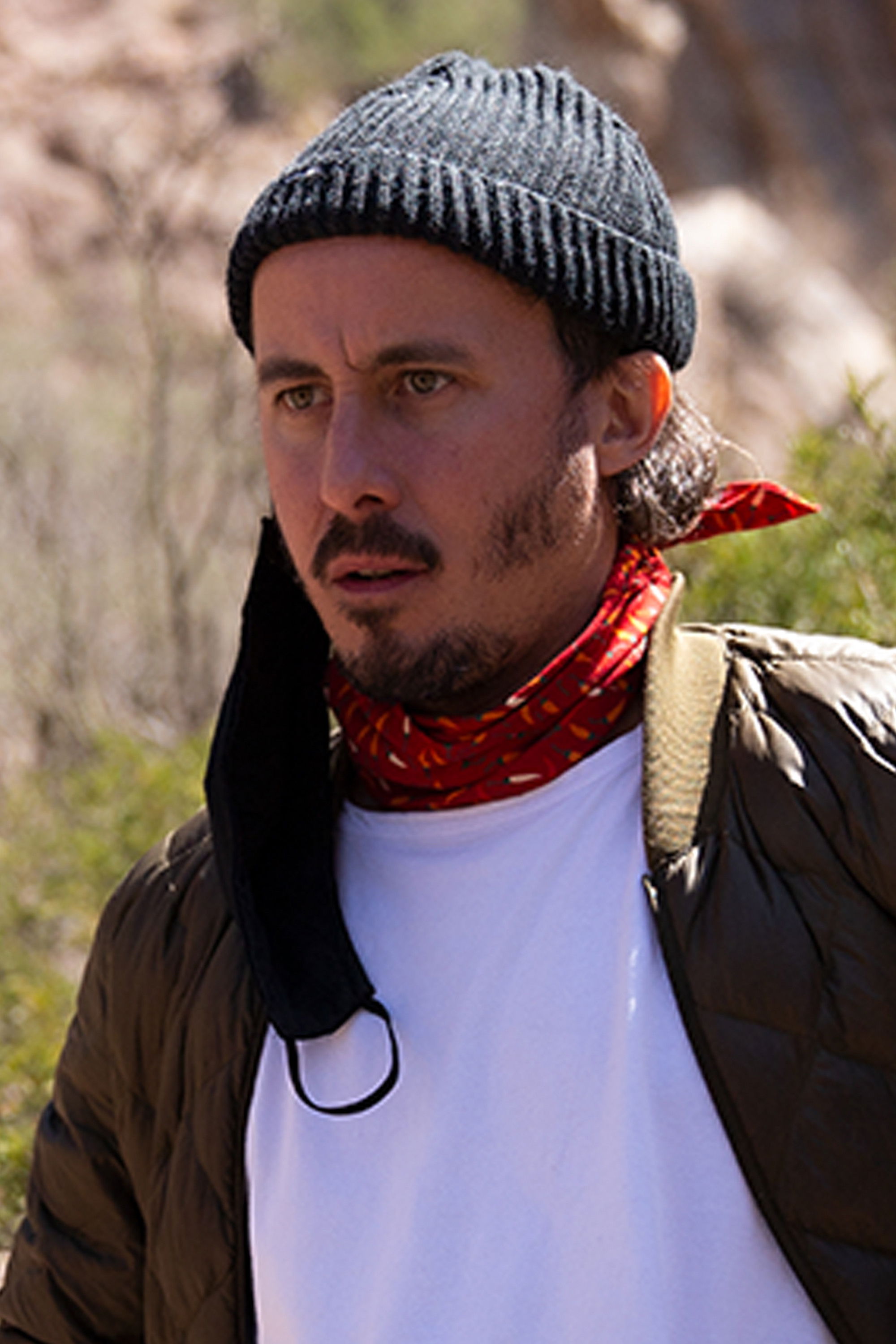 Nano Garay Santalo backdrop