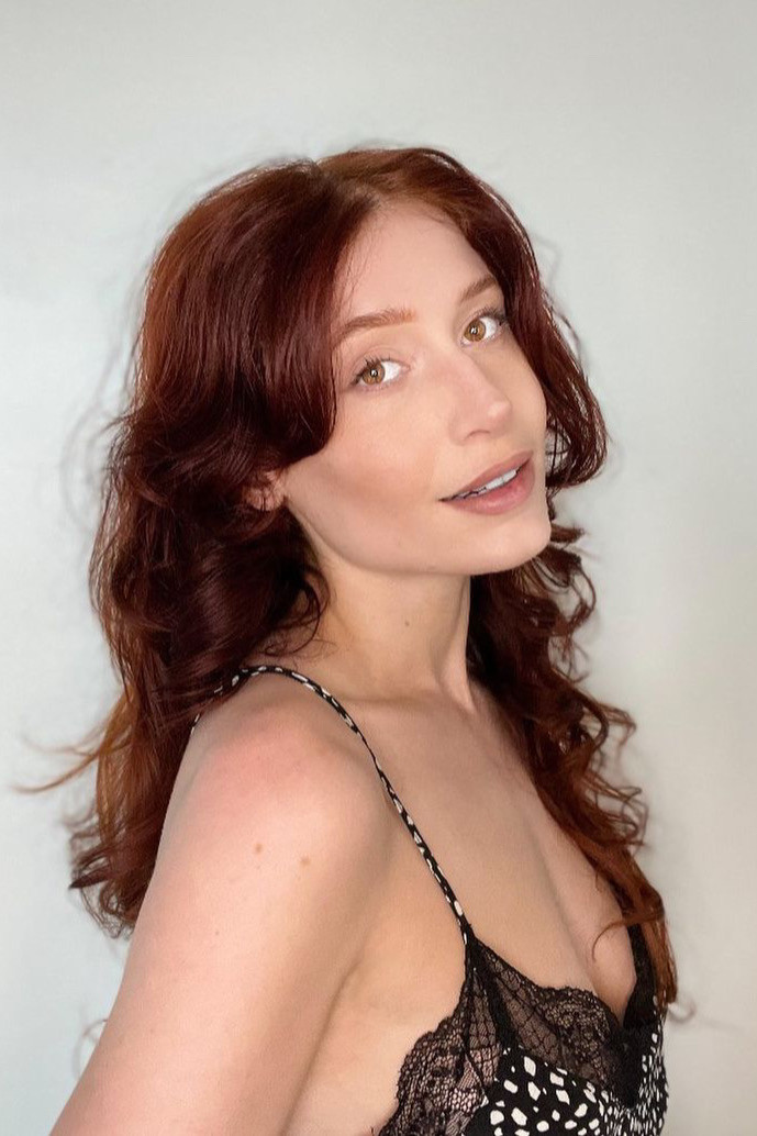 Molly Souza backdrop