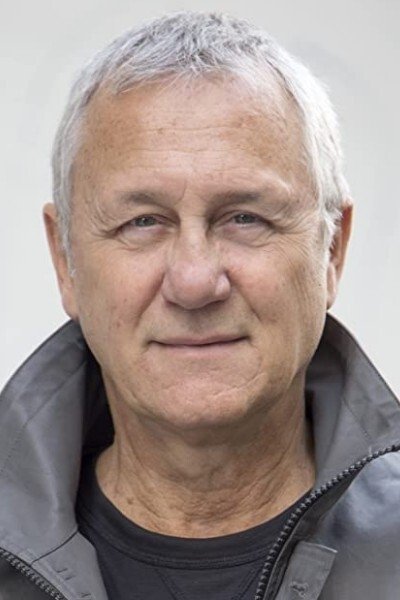 Gilles Plouffe backdrop