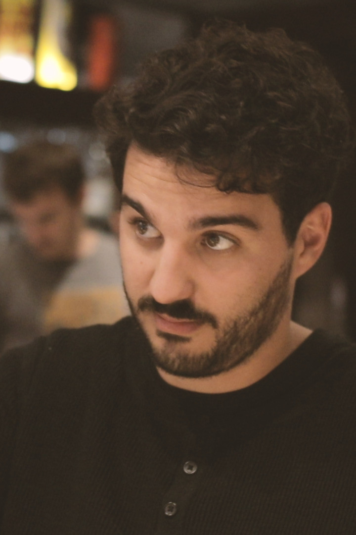 Manuel Sánchez Weil backdrop