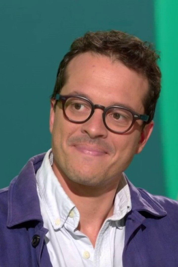 Walid Berrisoul backdrop