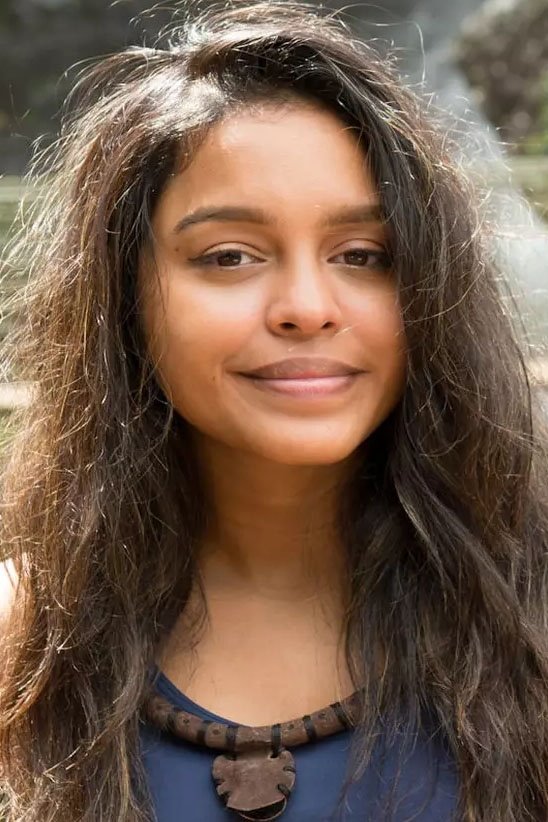 Nilusi Nissanka backdrop