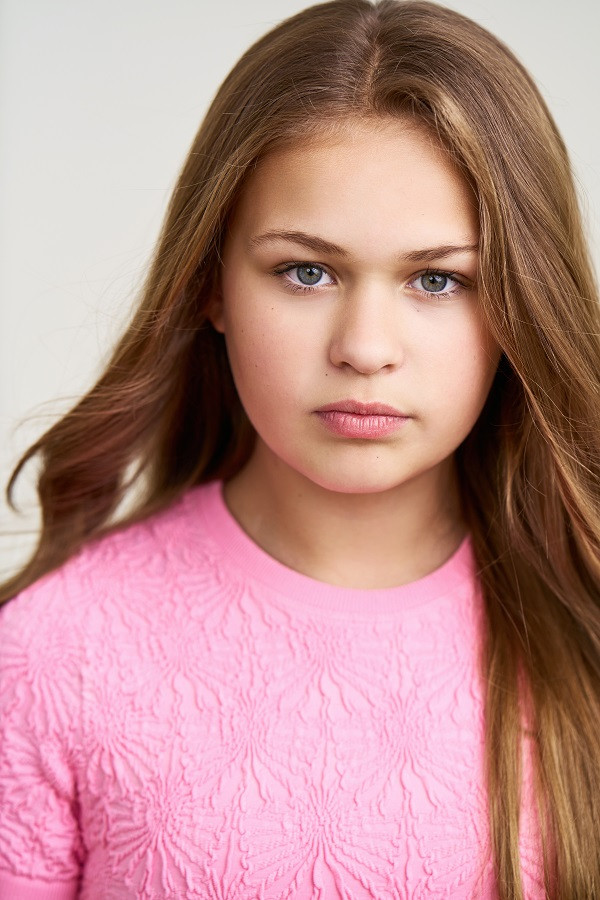 Kinley Moody backdrop