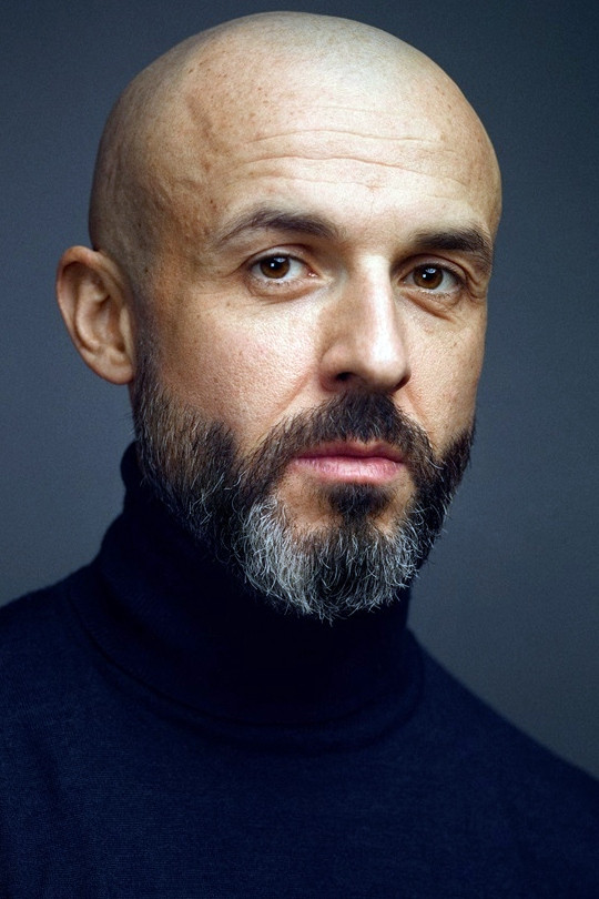 Cédric Welsch backdrop