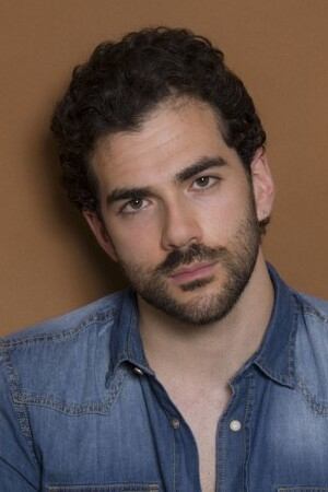 Andrea Di Luigi backdrop