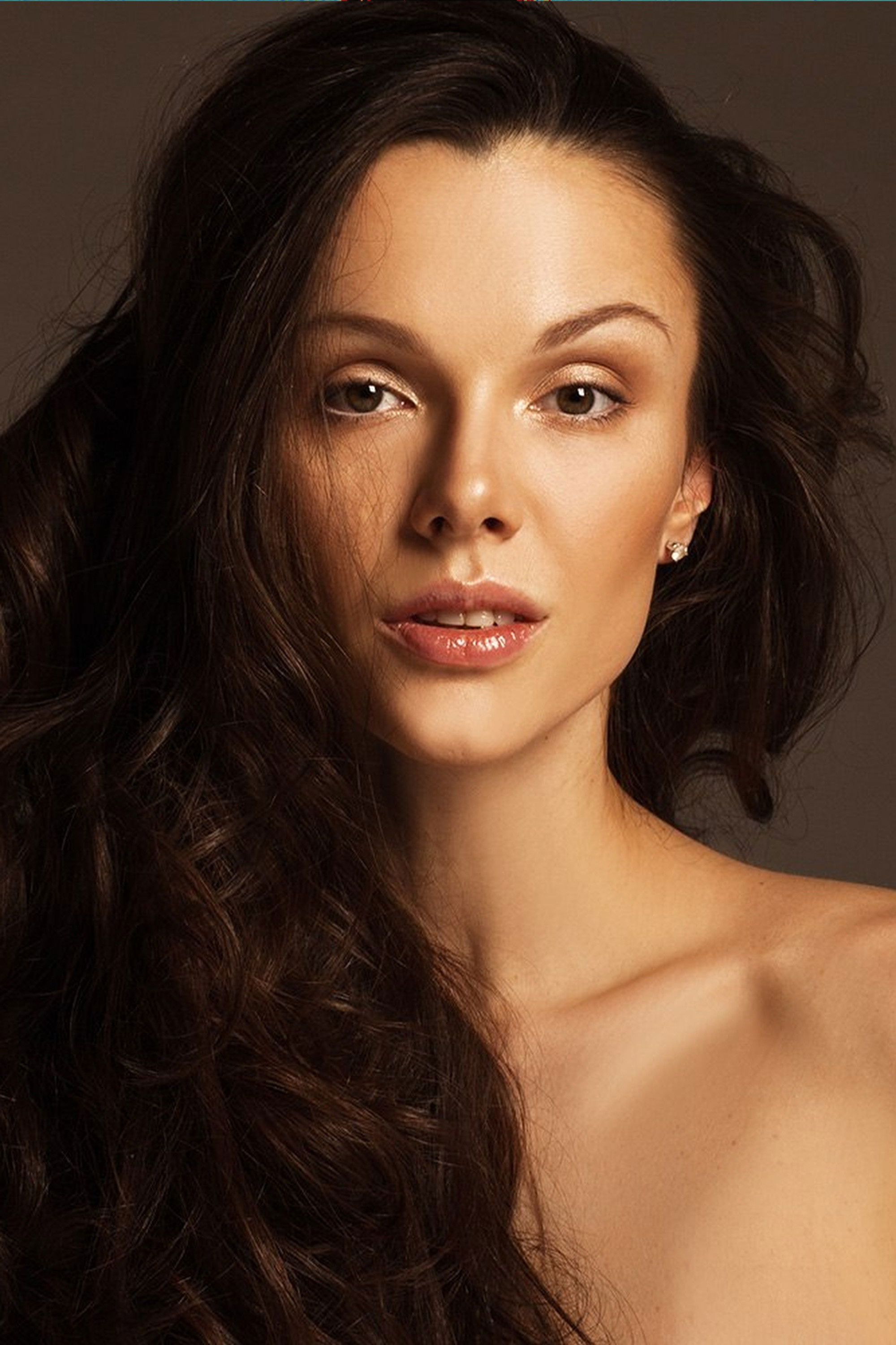 Maria Abashova backdrop