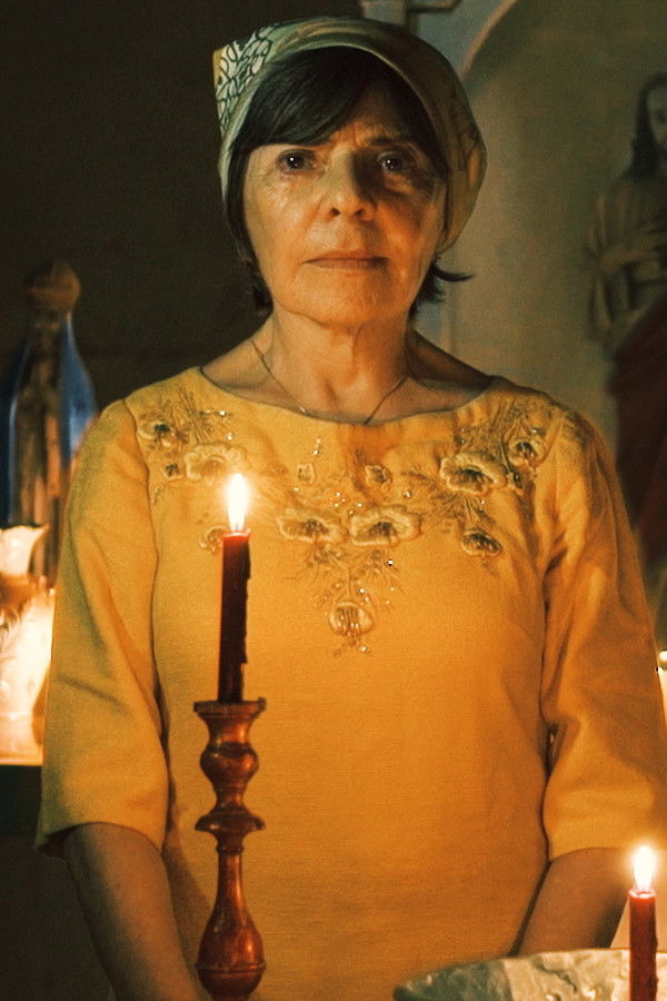 Violeta Nagai backdrop