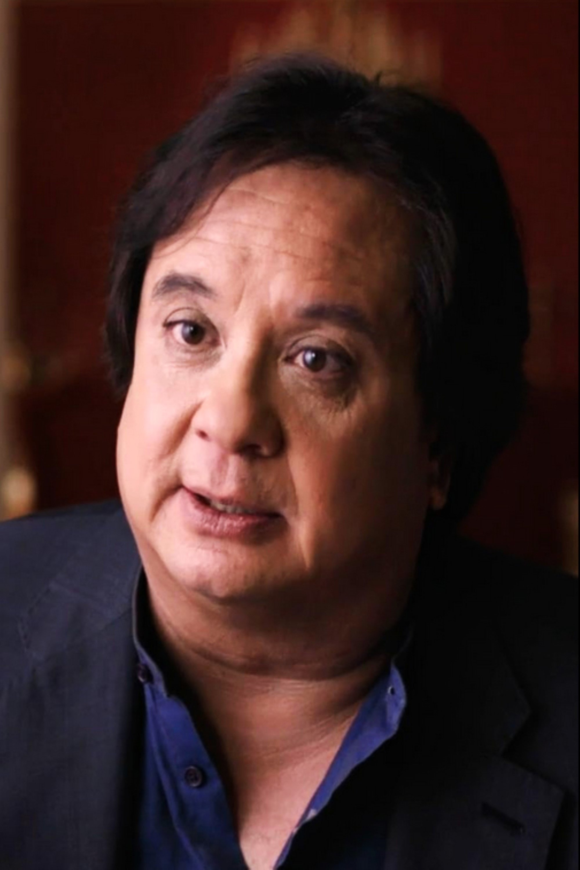 George Thomas Conway III backdrop