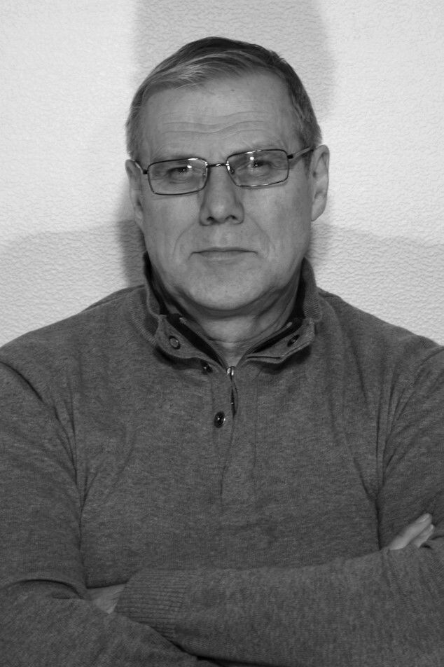 Juris Kalniņš backdrop