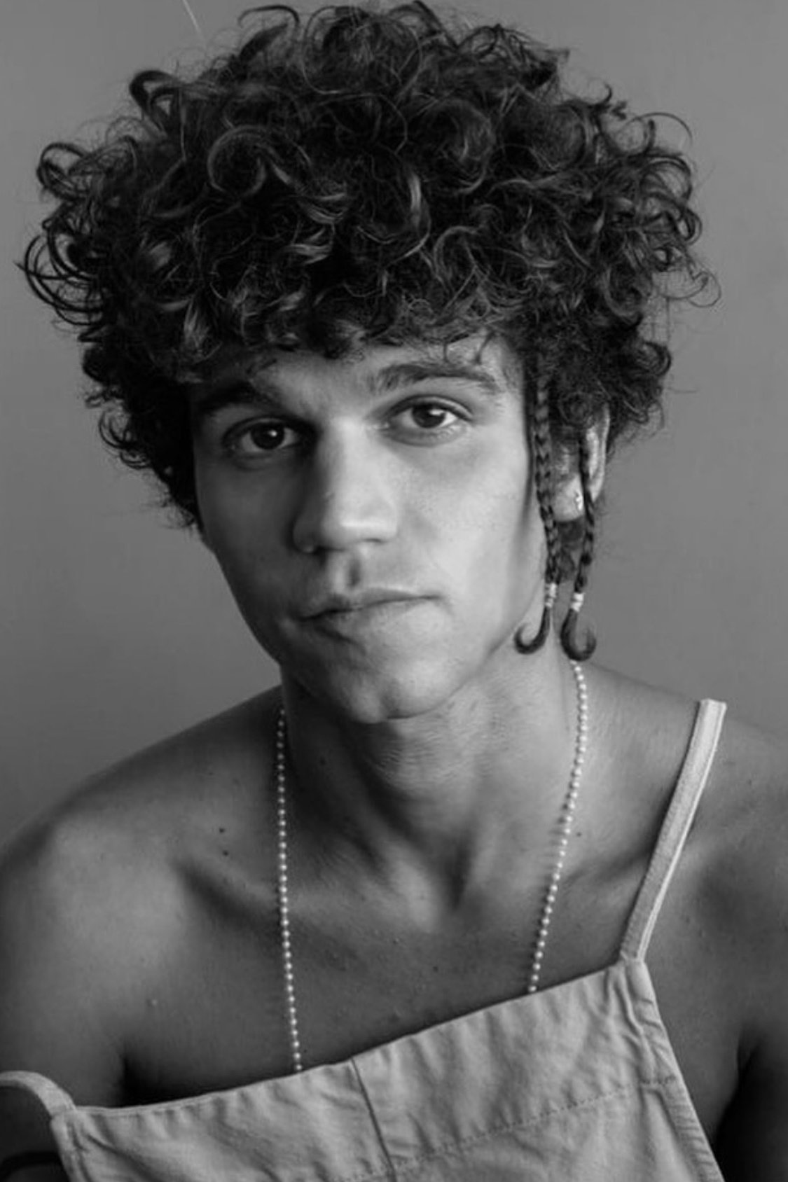 Lucas Galvino backdrop