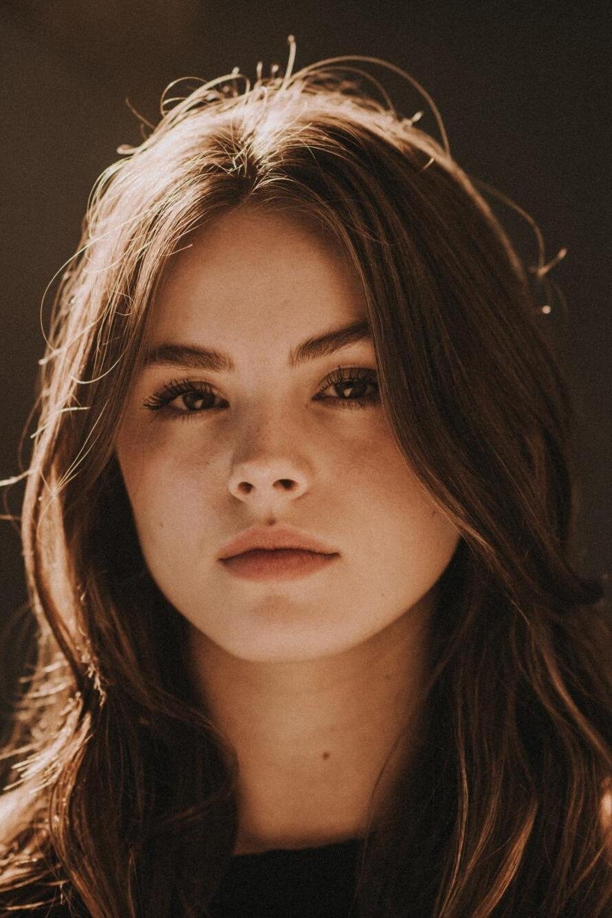 Dolores Carbonari backdrop