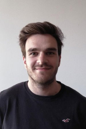 Antoine Dupriez backdrop