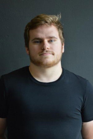 Lucas Lermytte backdrop