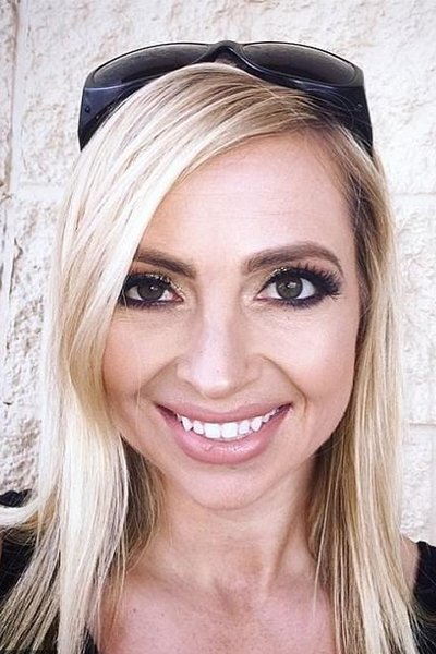 Elizabeth Swaney backdrop