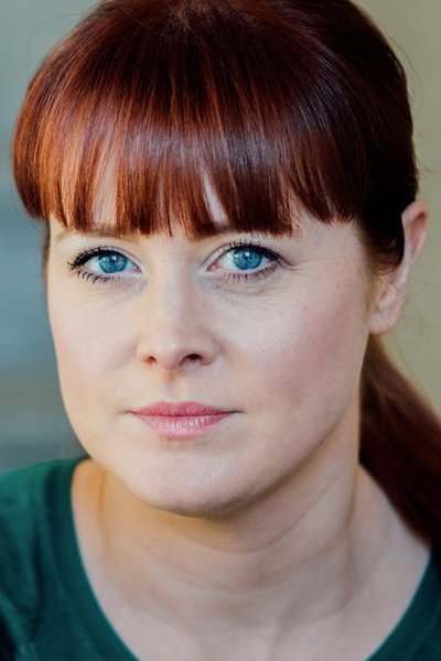 Suzanne Magowan backdrop