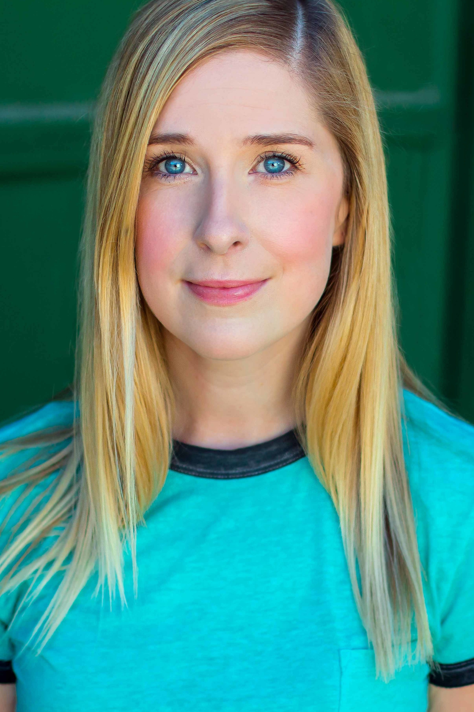 Alison Mackay backdrop