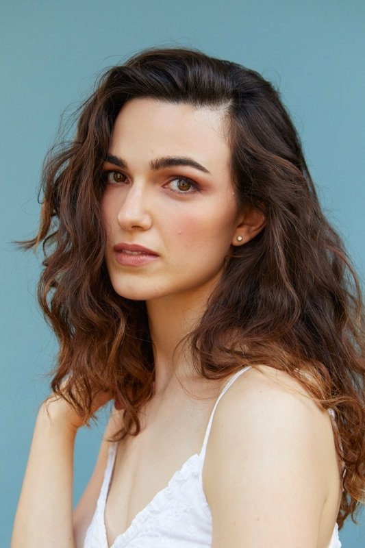 Barbërë Venturato backdrop