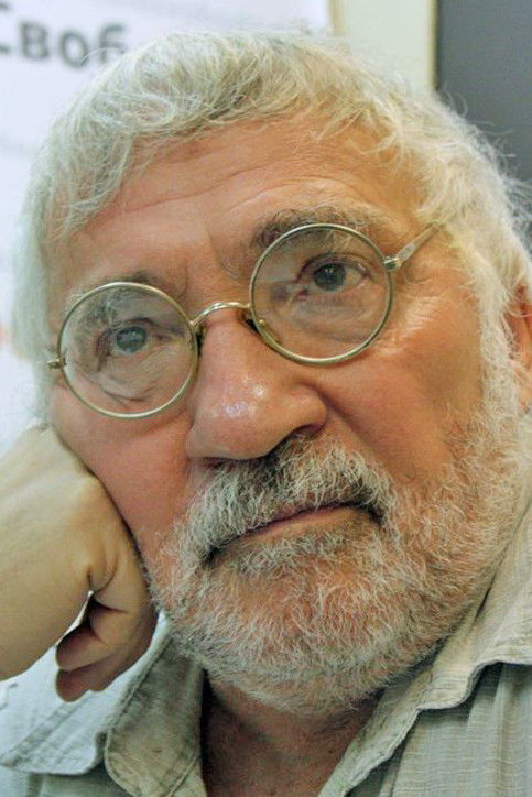 Vadym Skurativskyi backdrop