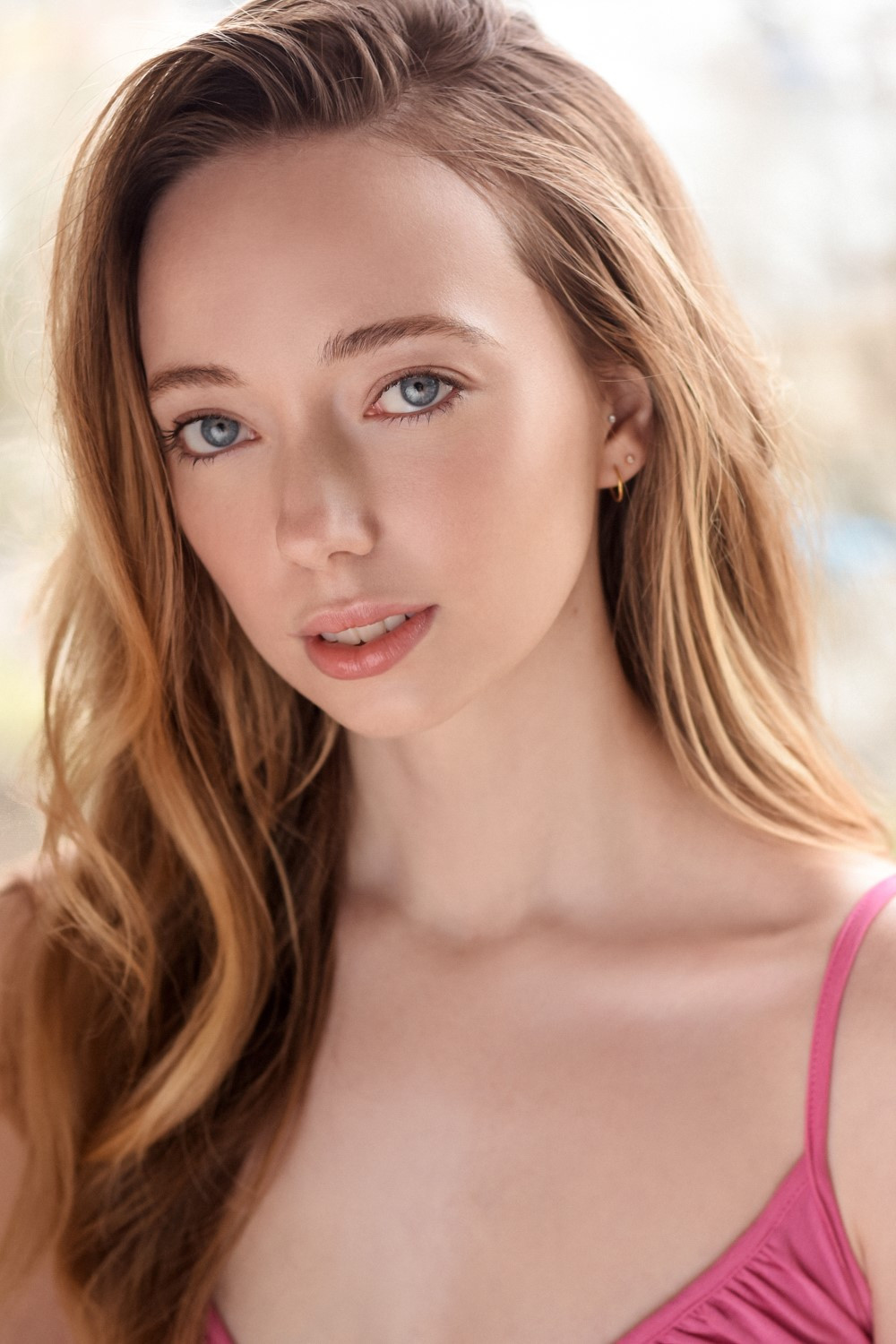 Alaska Leigh backdrop