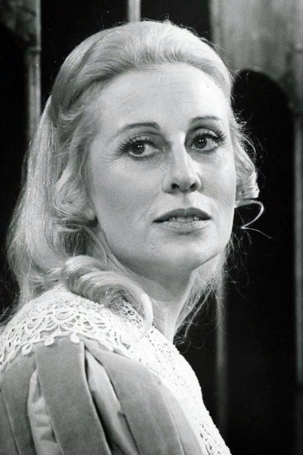 Claude Winter backdrop