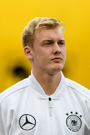 Julian Brandt backdrop