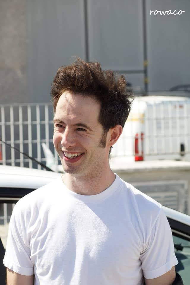 Simone Tessa backdrop