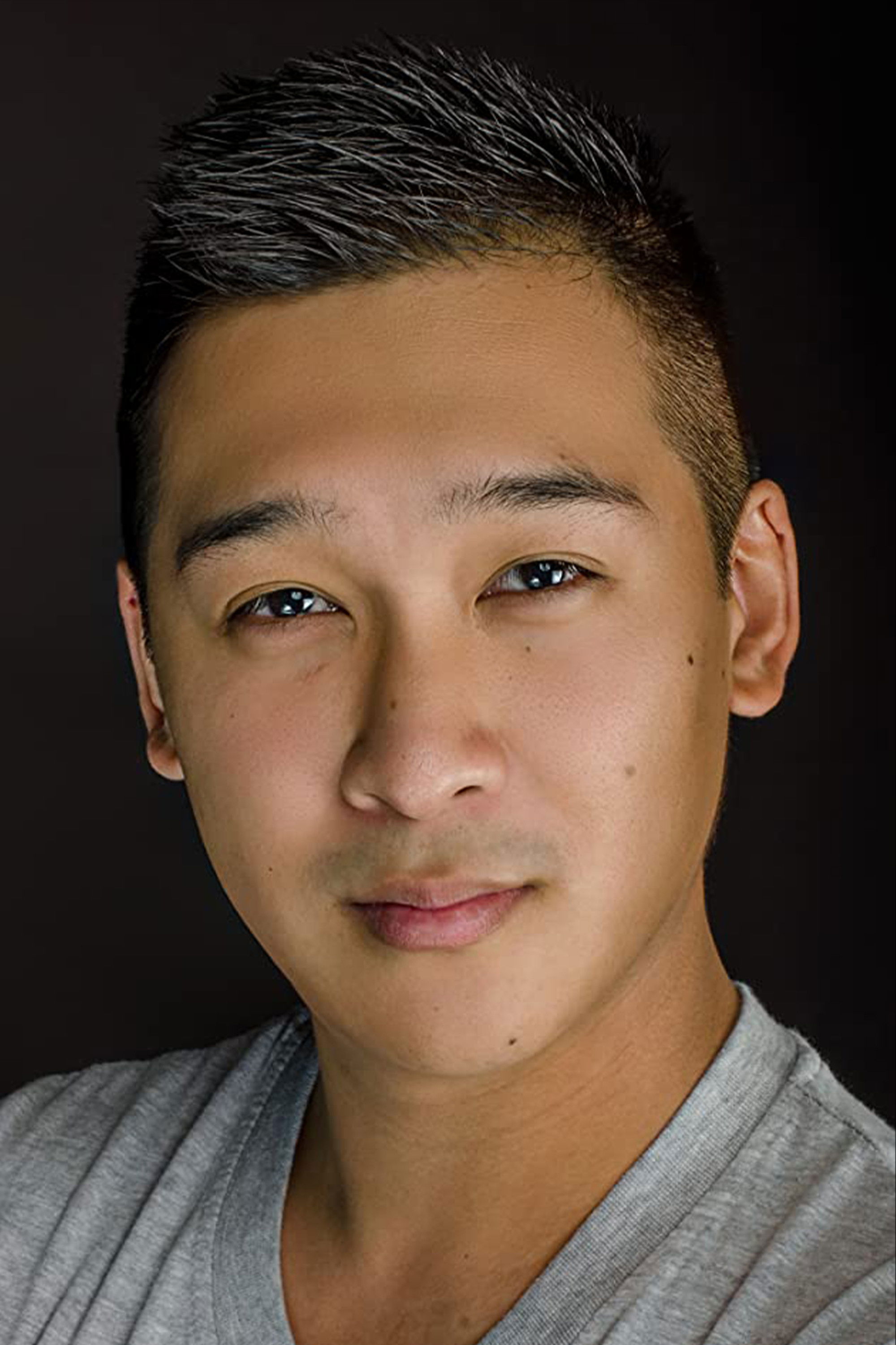 Darrel J Delfin backdrop