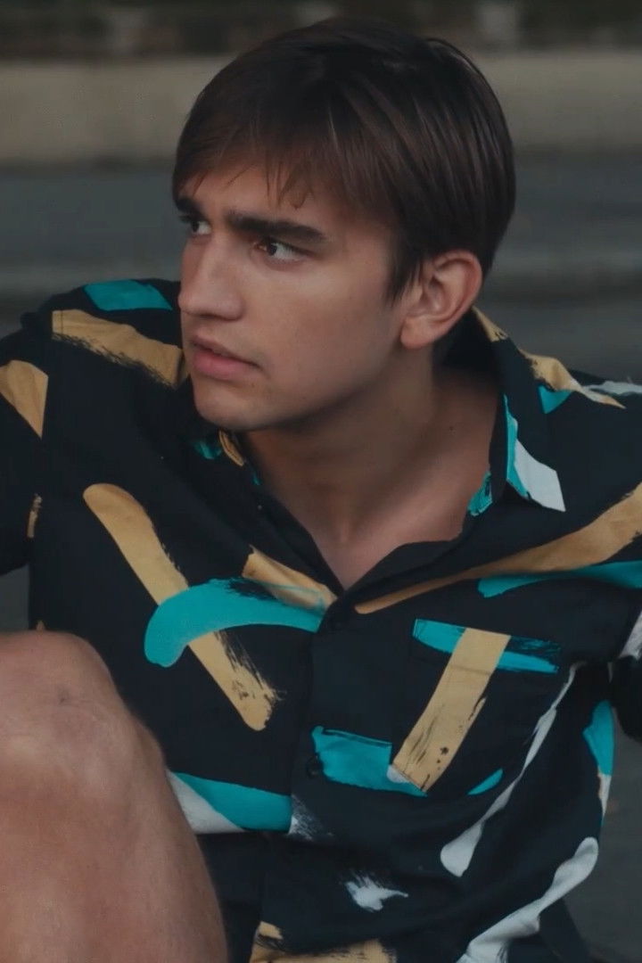 Mihály Fárizs backdrop