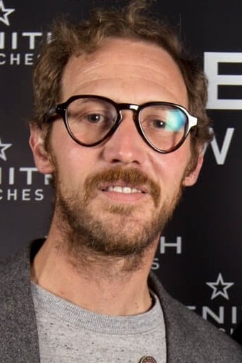 Dimitri Coste backdrop