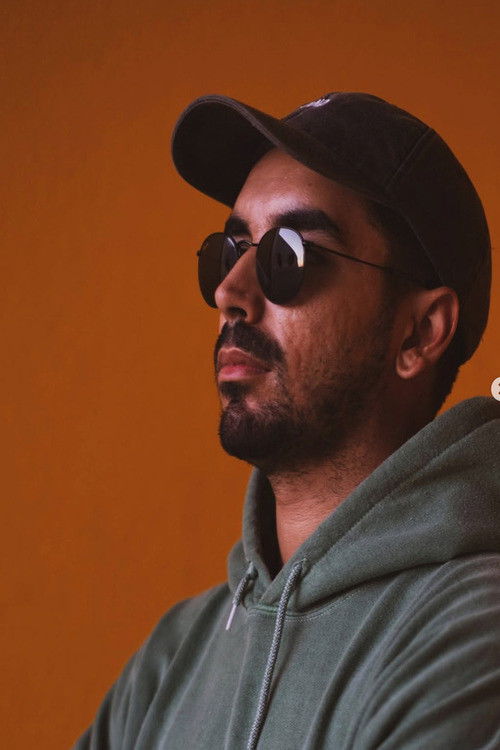 Rodrigo Ferreira backdrop